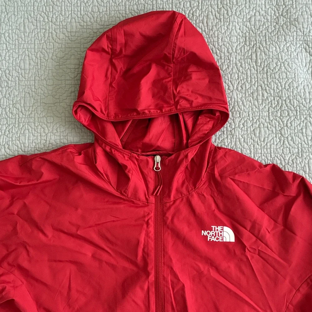 New The North Face Flyweight Pompeian Red Hooded Packable Windbreaker Large Coat